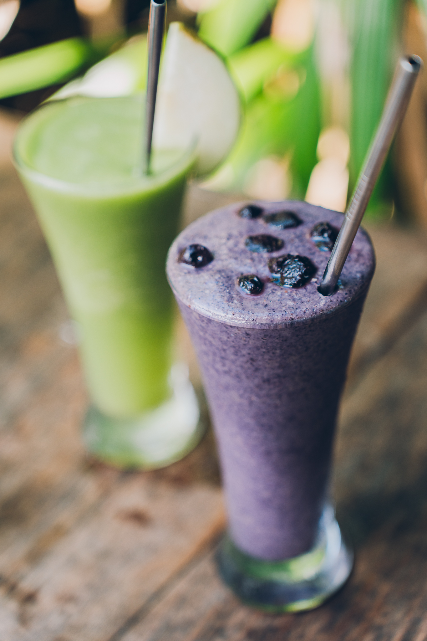 Blueberry and supergreen smoothies